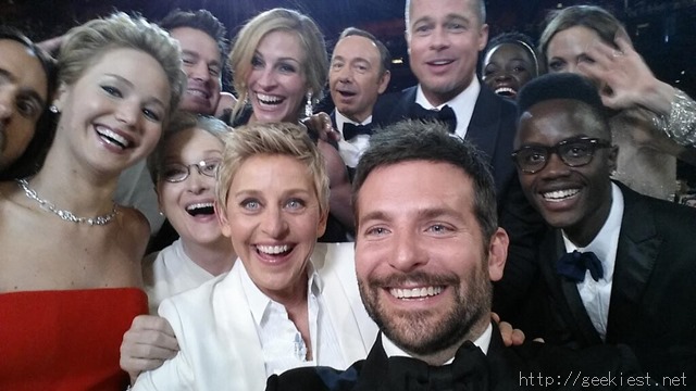 Ellen DeGeneres Twitter Selfie