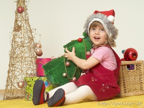 Merry Christmas Geekiest.Net Readers - Cute beautiful Christmas Wallpaper 8