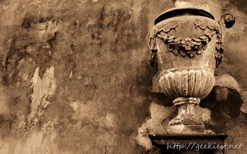 Old terracotta vase in Florence, Italy